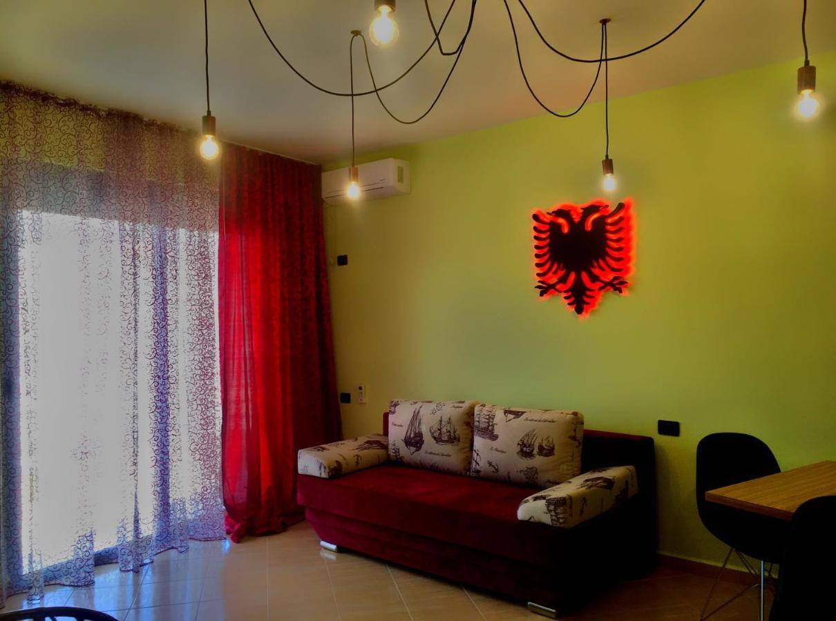 Luxury Holiday In Royal Apartment For King And Queen Sarande Ngoại thất bức ảnh