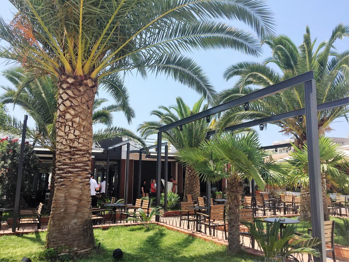 Luxury Holiday In Royal Apartment For King And Queen Sarande Ngoại thất bức ảnh